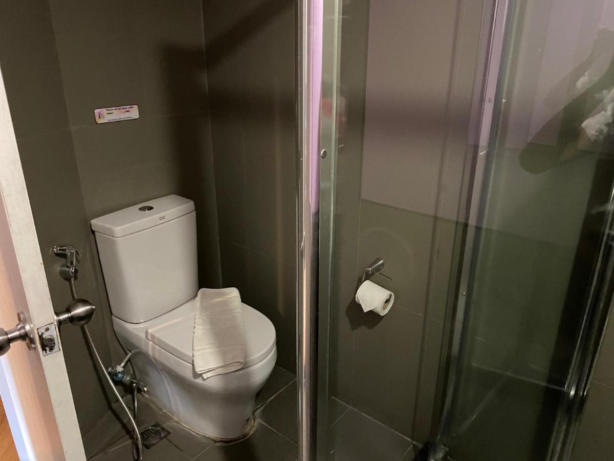 Vinary Hotel Sukhumvit Bangkok Ngoại thất bức ảnh