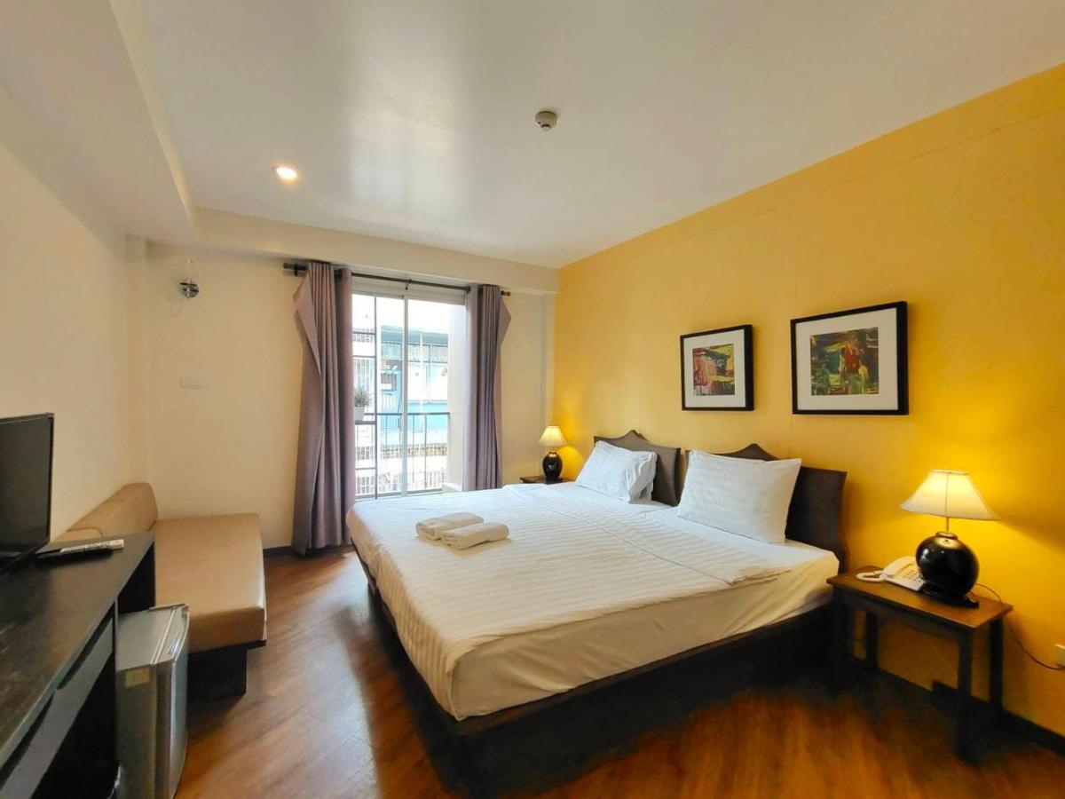 Vinary Hotel Sukhumvit Bangkok Ngoại thất bức ảnh