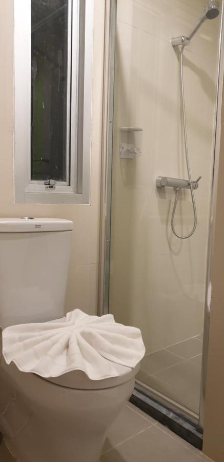 Vinary Hotel Sukhumvit Bangkok Ngoại thất bức ảnh